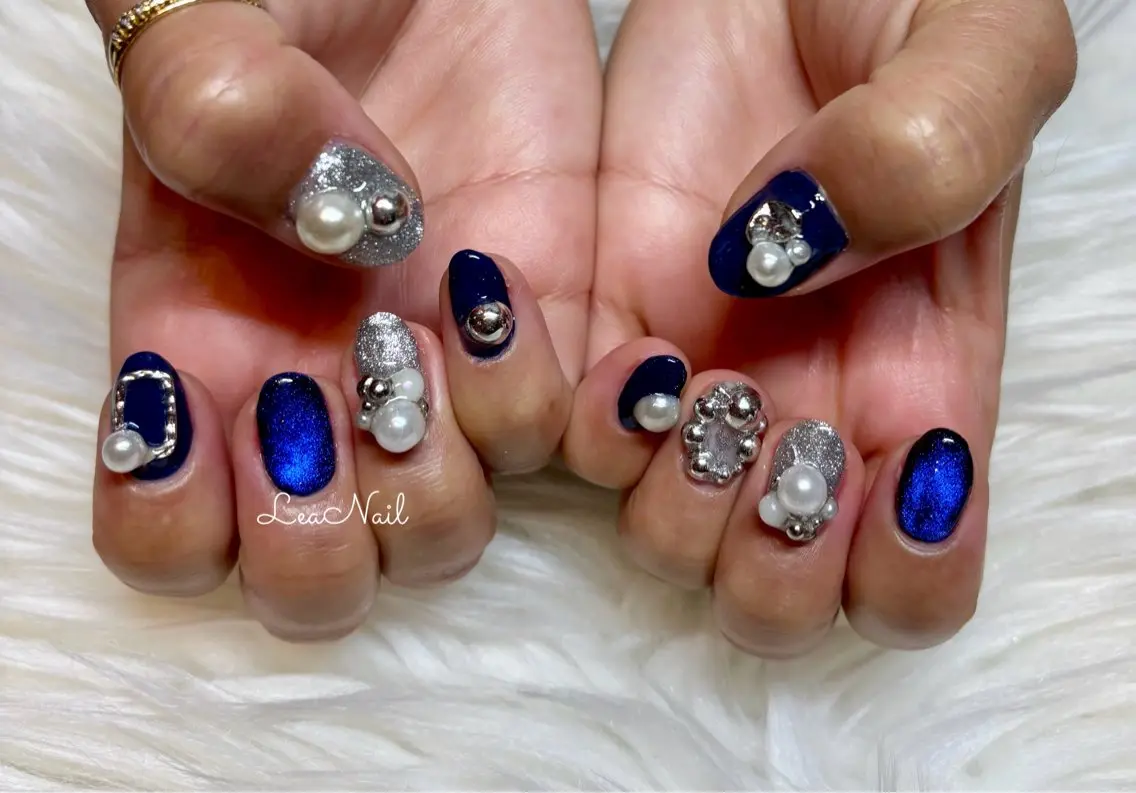 ネイル ブルー マグネットネイル Lea Nailのネイルデザイン