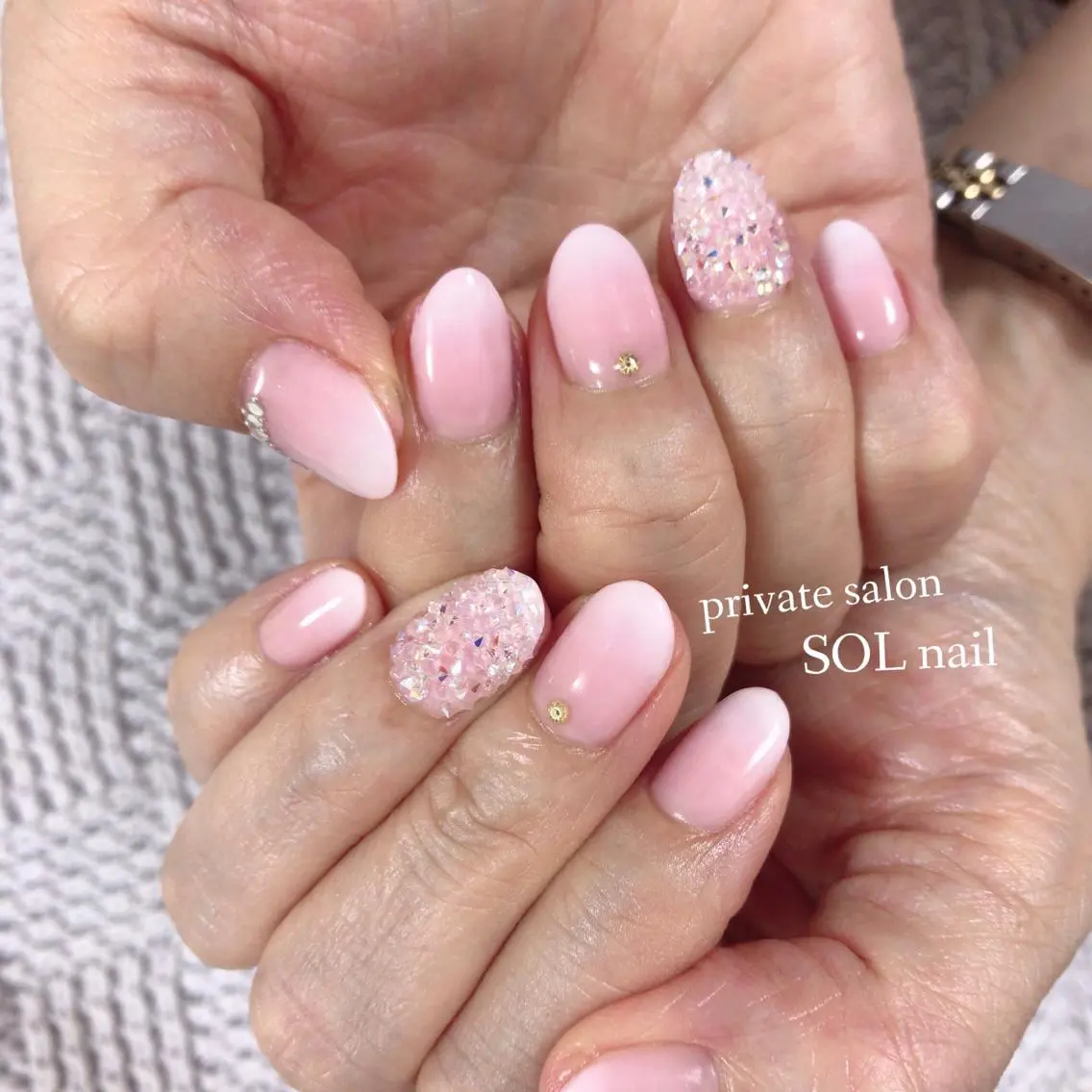 ネイル オフィスネイル ブライダルネイル SOL NAILのネイルデザイン