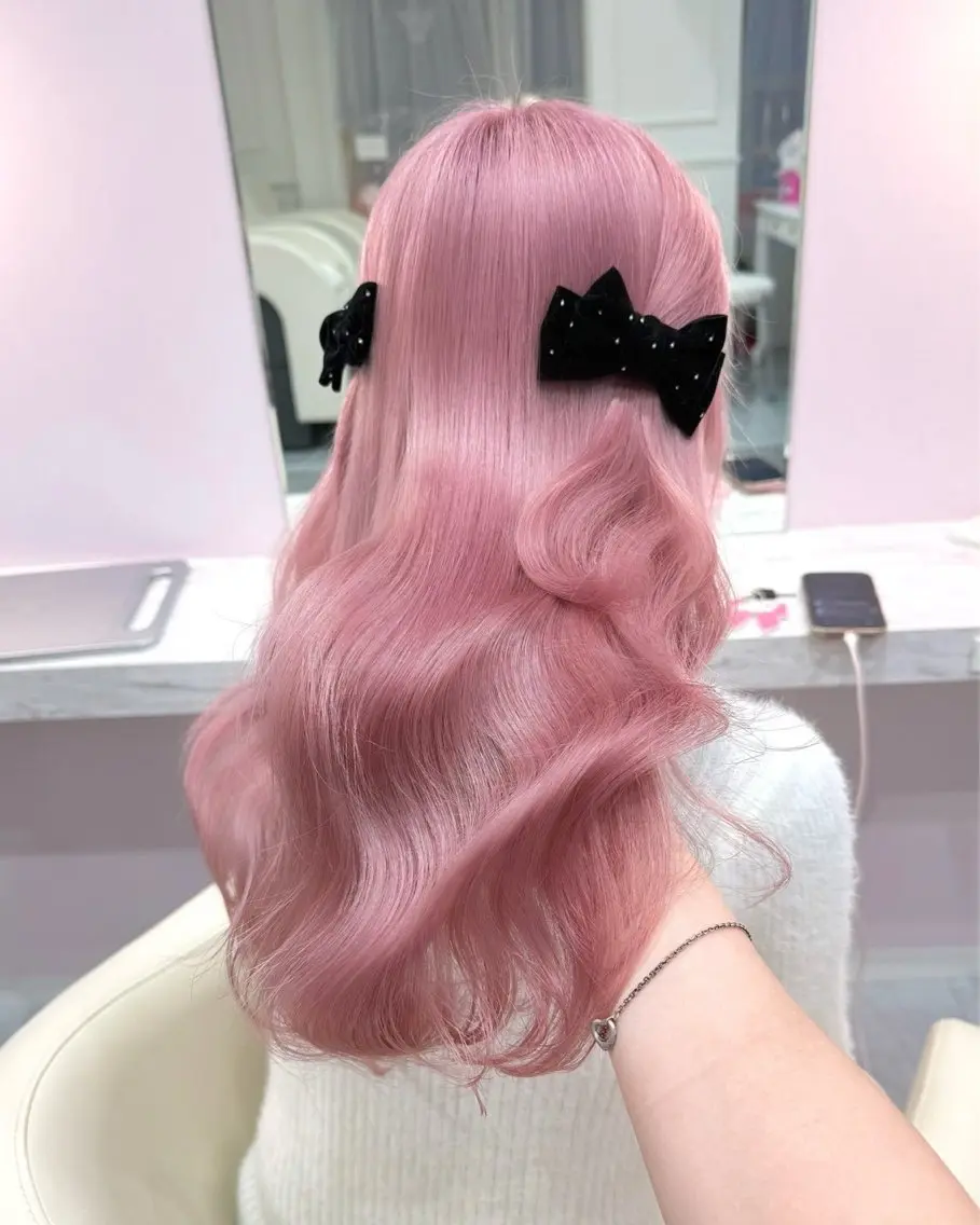 ロング カラー ブリーチ 透明感カラー ハイトーンカラー ラベンダーカラー ラベンダーピンク ヘアカラー ハイトーンカラー💞 くるみ🎀のヘアスタイル