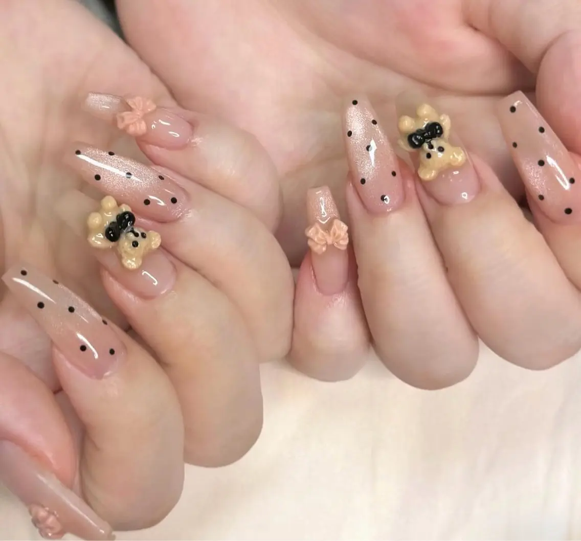 ネイル MONE PINK  NAILのネイルデザイン