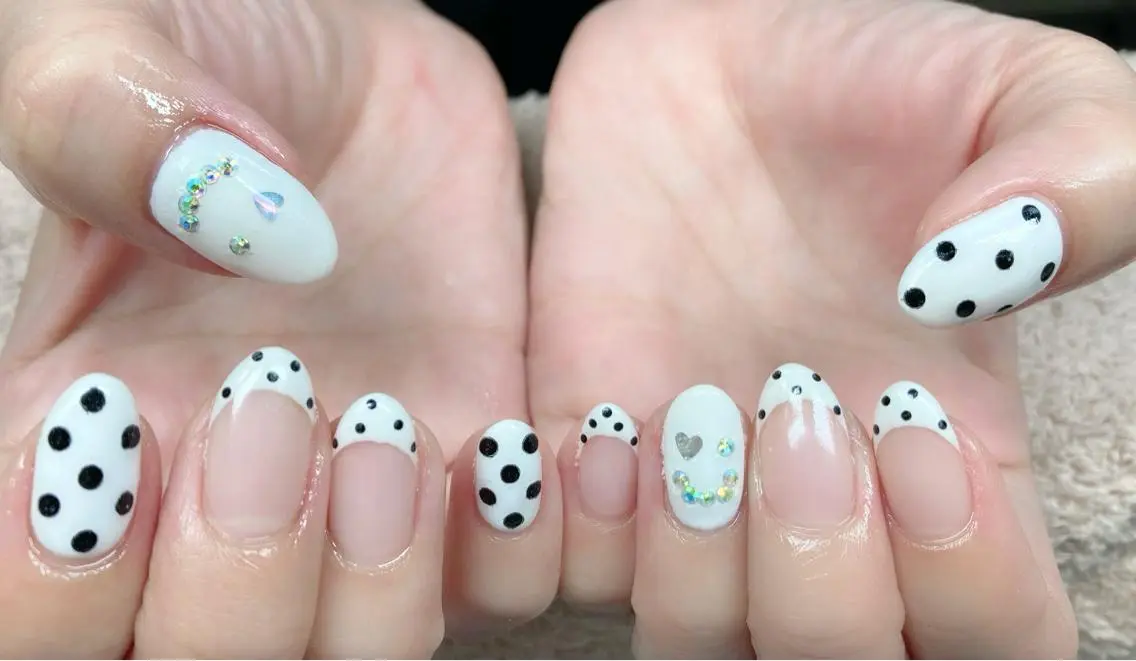 ネイル ニュアンスネイル🌈 MYU Nailsのネイルデザイン