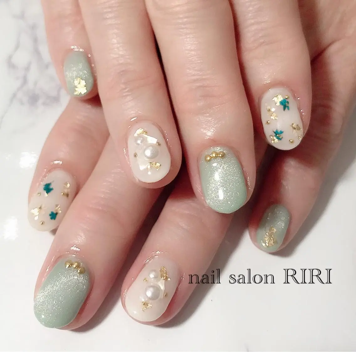 ネイル フラワーネイル マグネットネイル RIRI リリのネイルデザイン