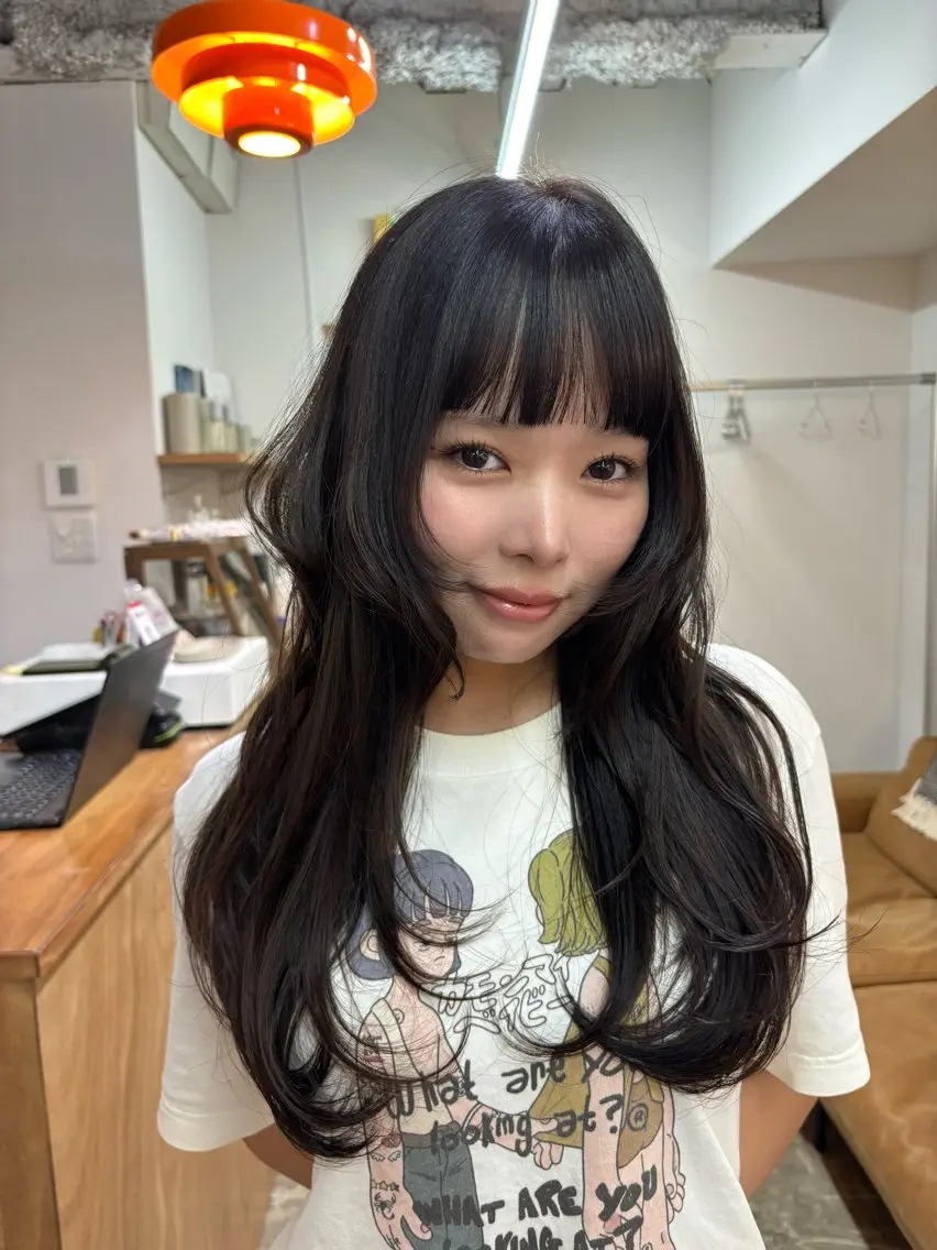 ロング カラー 透明感カラー カット ヘアカラー ナナ/大阪心斎橋/ 海外レイヤーカットのヘアスタイル