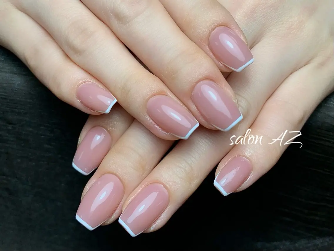 ネイル アートネイル フレンチネイル マグネットネイル ニュアンスネイル オフィスネイル ハンドネイル salon AZのネイルデザイン
