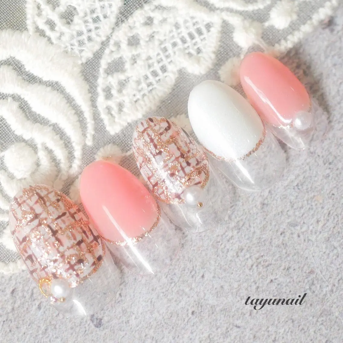 ネイル アートネイル ジェルネイル ゴールド ニュアンスネイル ワンカラーネイル ハンドネイル ネイルサロン 【たゆnail】のネイルデザイン