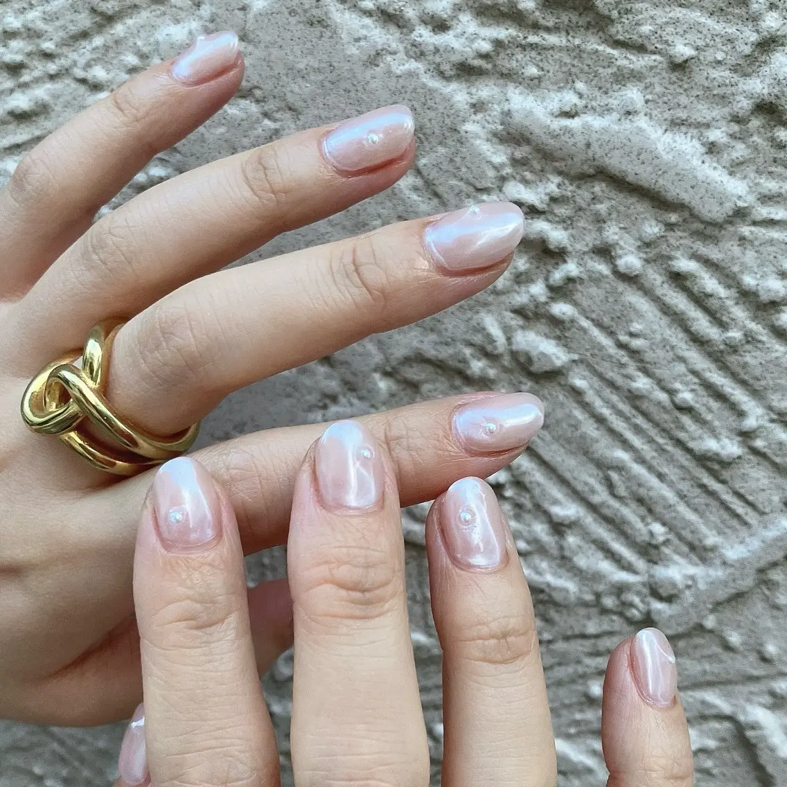ネイル ミラーネイル ホワイト ハンドネイル nails 🎀meのネイルデザイン