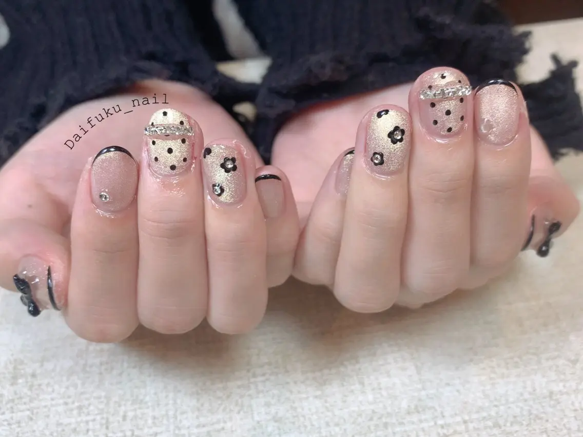 ミディアム ハンドネイル Daifuku nailsのネイルデザイン