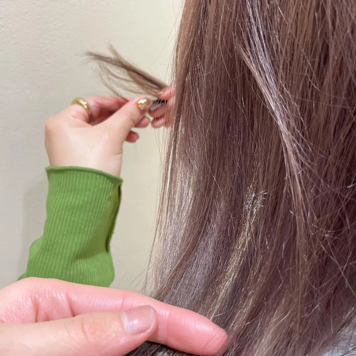 カラー ベージュカラー ブリーチ ピンクカラー ピンクベージュ Ore🫧タナカマヤ /柔らかい質感カラーのヘアスタイル