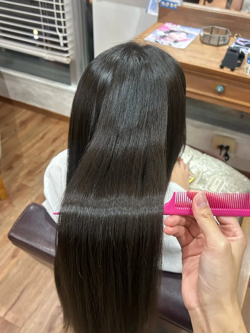 ロング 縮毛矯正 伊禮 沙耶のヘアスタイル