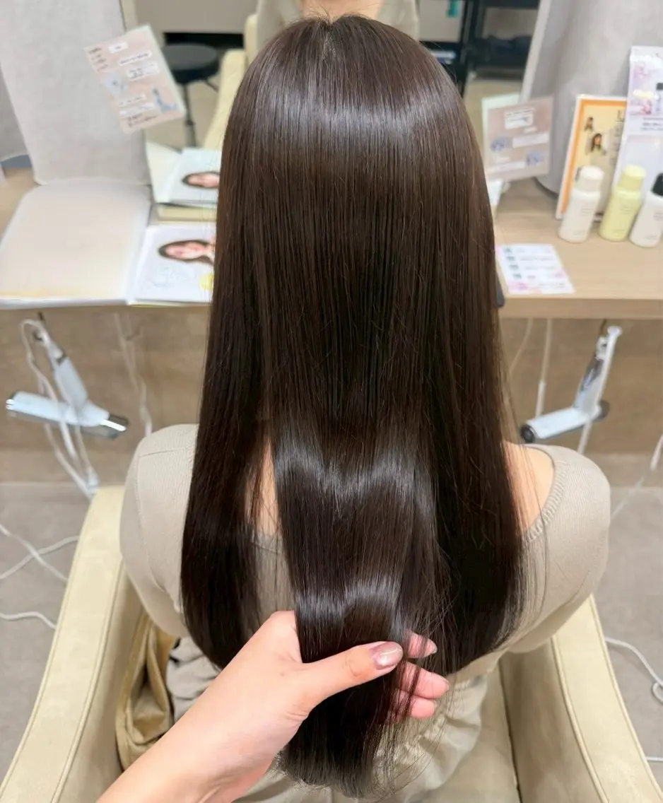 【3名限定クーポン】サラツヤ縮毛矯正+3stepトリートメント⭐️の写真