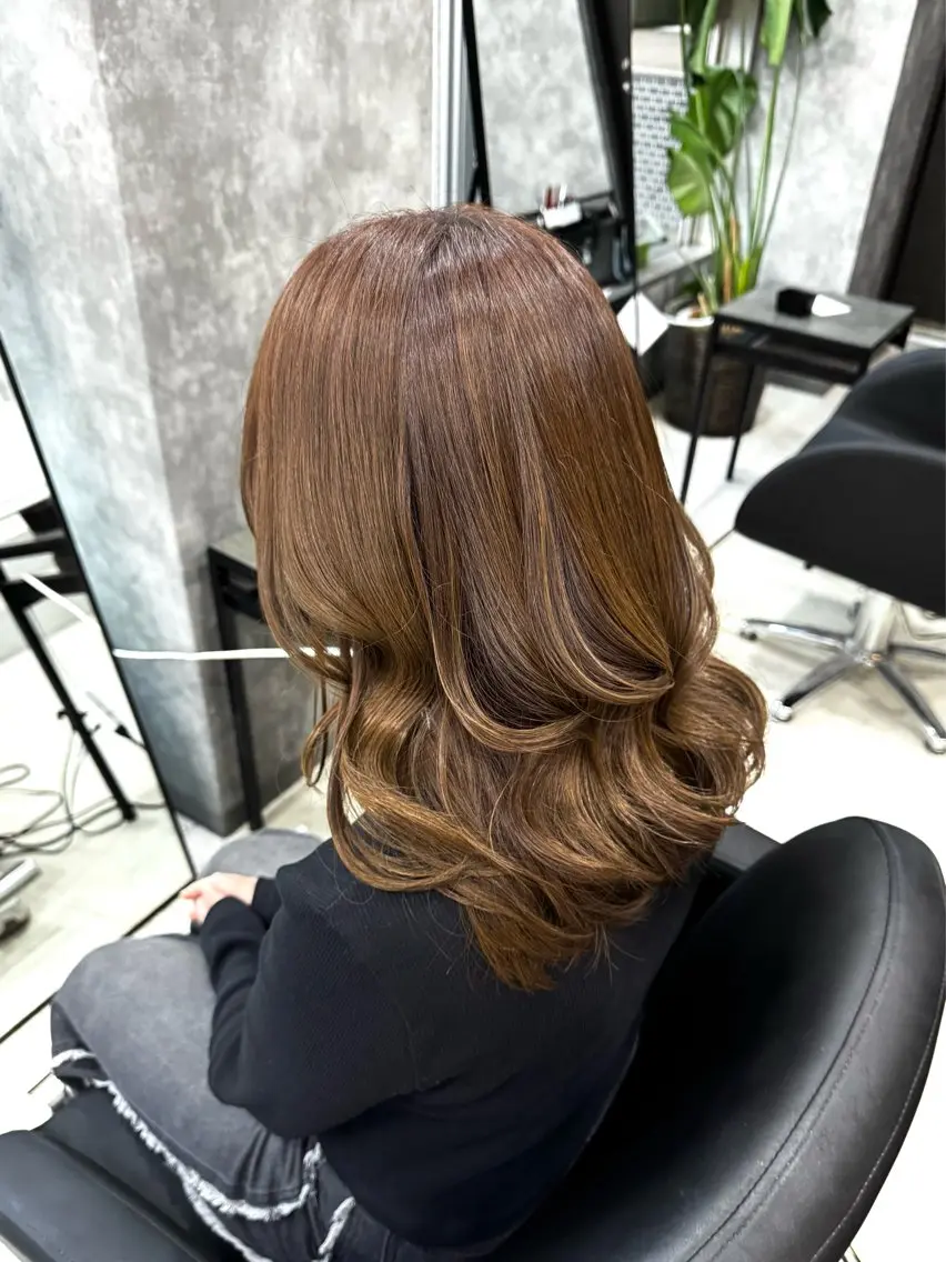 セミロング 隈﨑 璃音のヘアスタイル