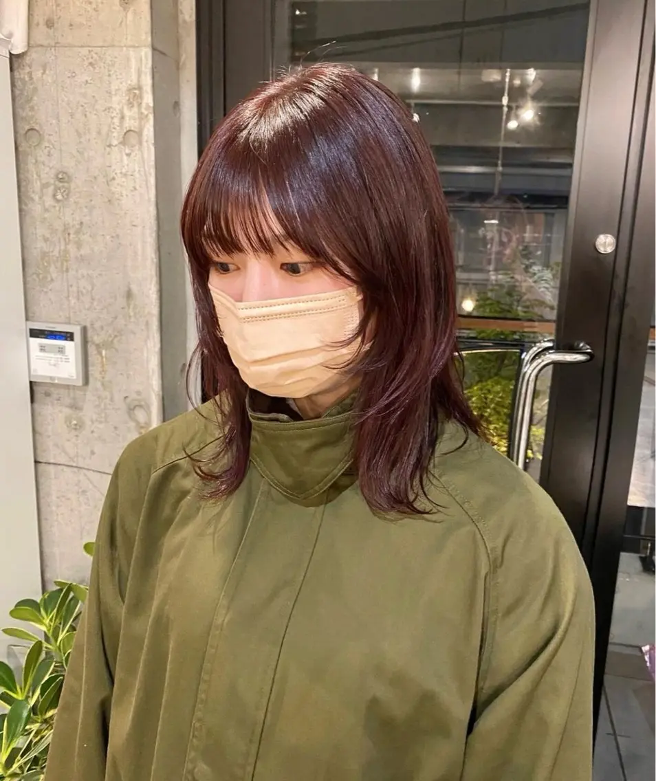 〝🍒ワンカラー🍒”（セミロング​〜​ロング）※肩から、胸上までの長さの写真
