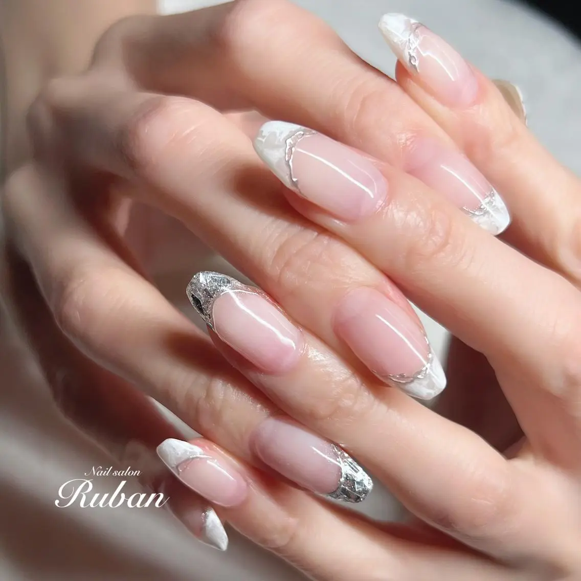 ネイル フレンチネイル ガラスフレンチ Nail salon Rubanのネイルデザイン