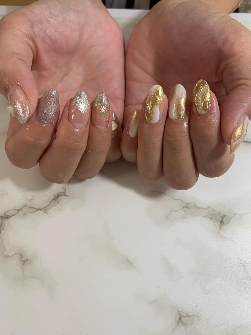 サンプルデザインより💅お色味変更可能ですの写真