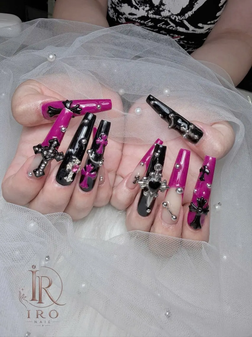 ネイル ハンドネイル IRO Nail Studioのネイルデザイン