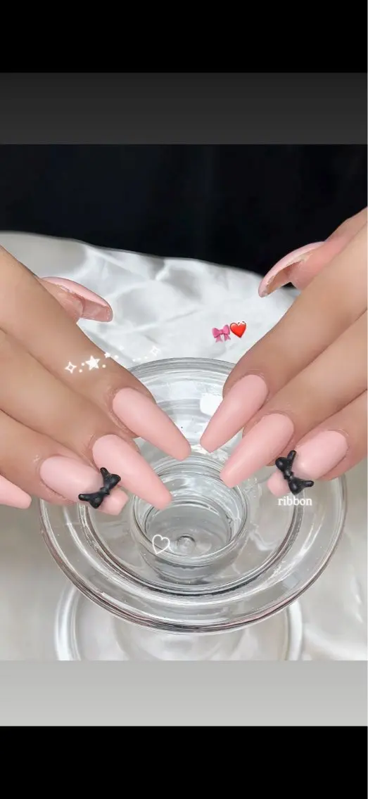ネイル 韓国ネイル レース マグネットネイル シンプルネイル ワンホンネイル nail salon BONはるのネイルデザイン