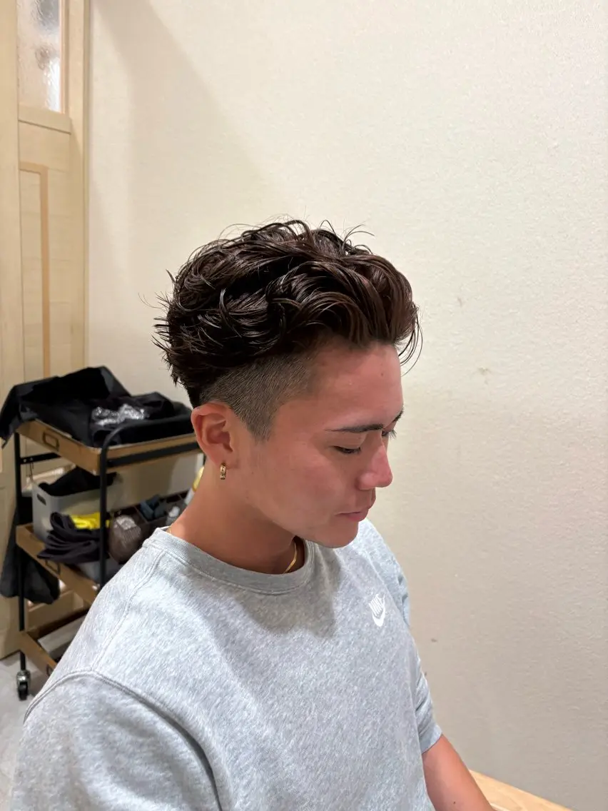 メンズ カット ヘッドスパ イワサキ ミユのヘアスタイル