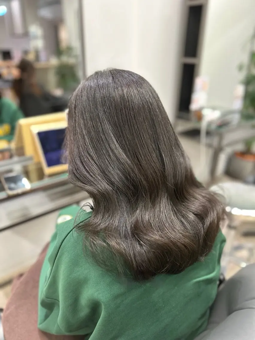 ミディアム ヘアカラー トリートメント FUKA／ 神戸艶髪🎀のヘアスタイル