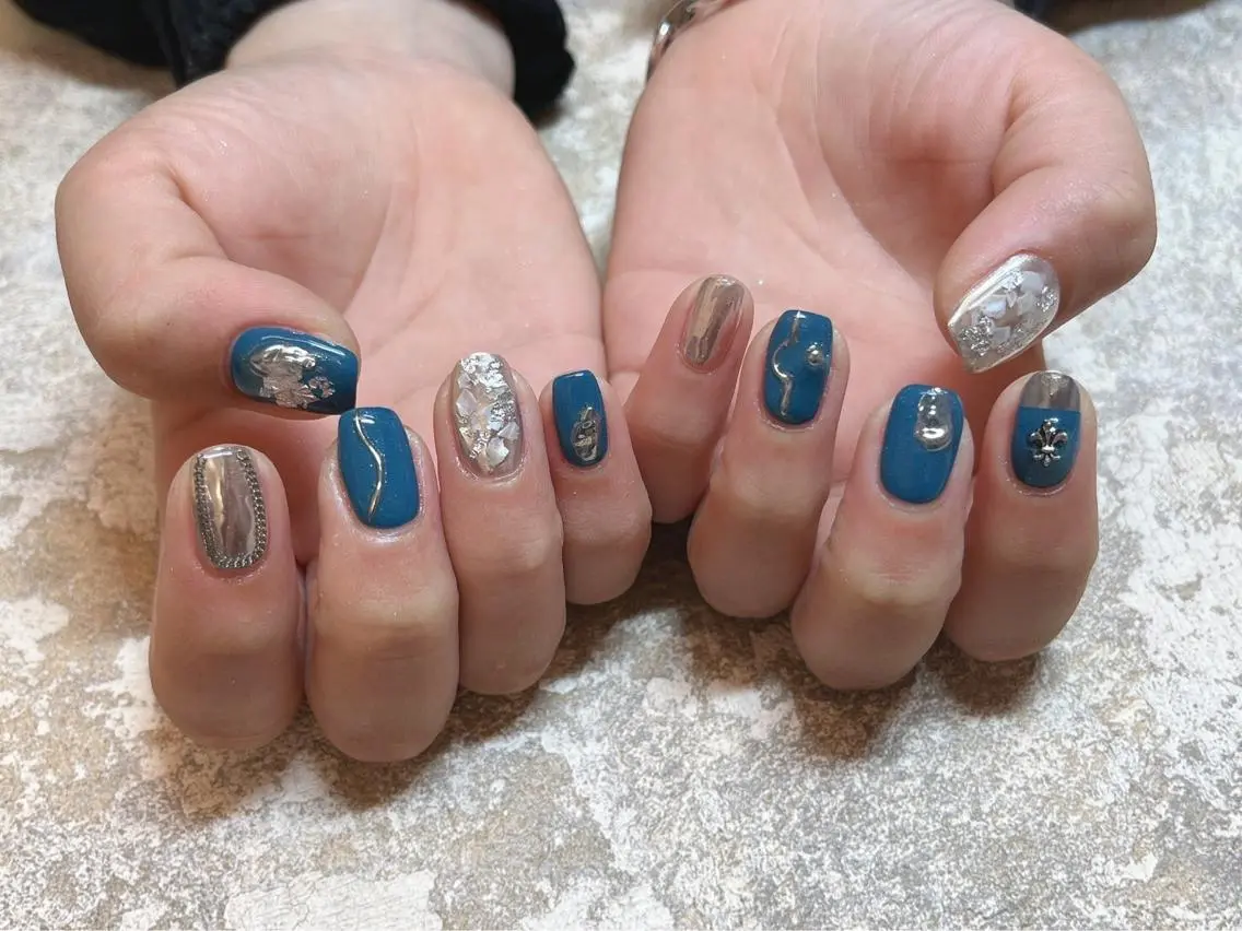 ネイル ハンドネイル LOVE NAIL 💕Sonoのネイルデザイン