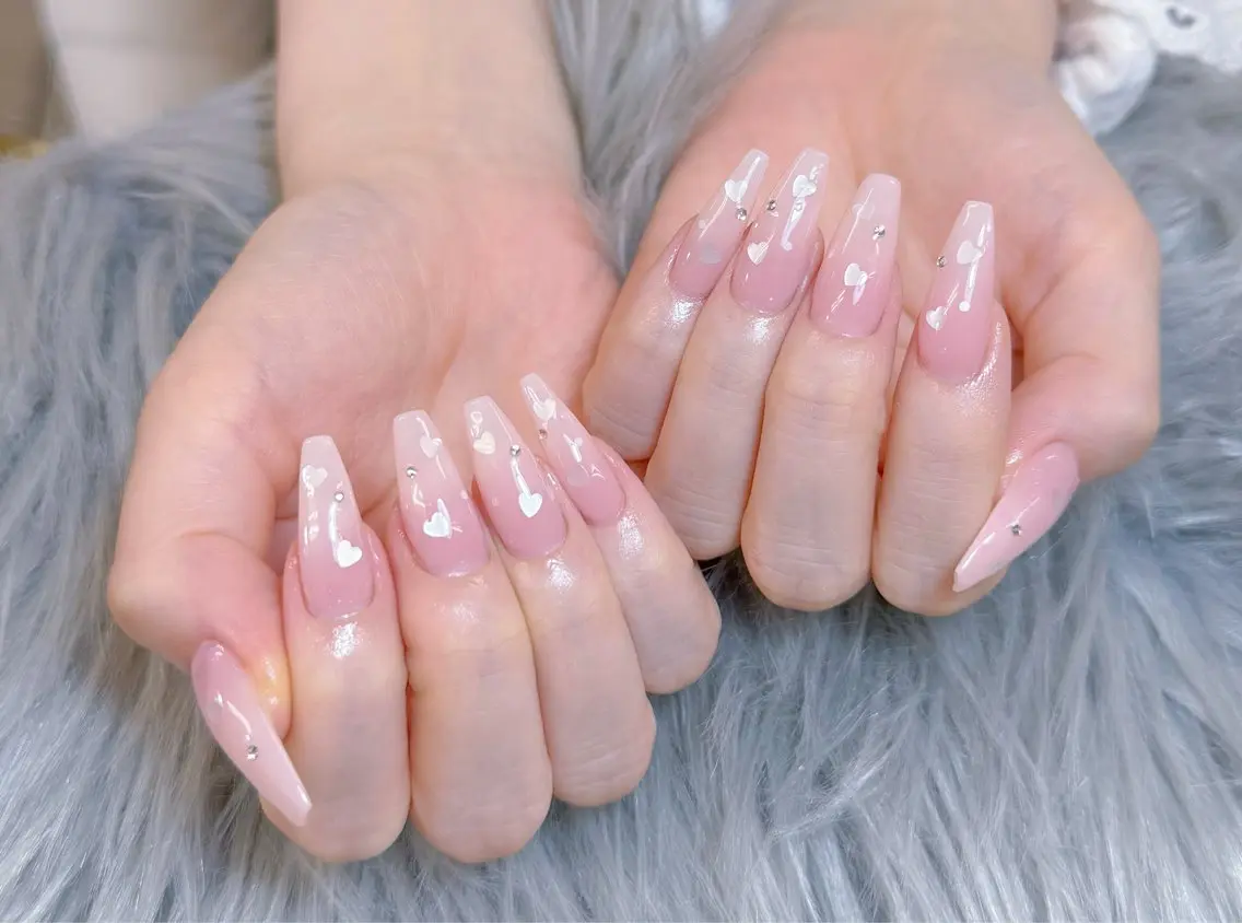 ネイル ハンドネイル ハンドケア Anh Nail 歌舞伎町のネイルデザイン
