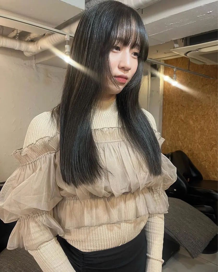ロング カラー ヘアカラー トリートメント mizuho🐈‍⬛ 艶髪￤ダークトーンのヘアスタイル