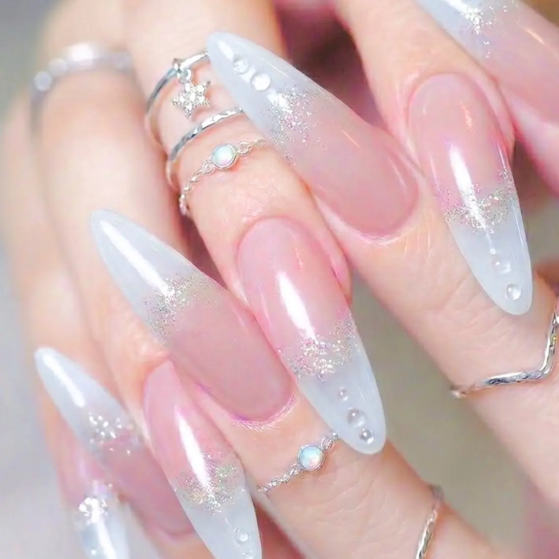 ミディアム ハンドネイル Nail Salon midnightのネイルデザイン