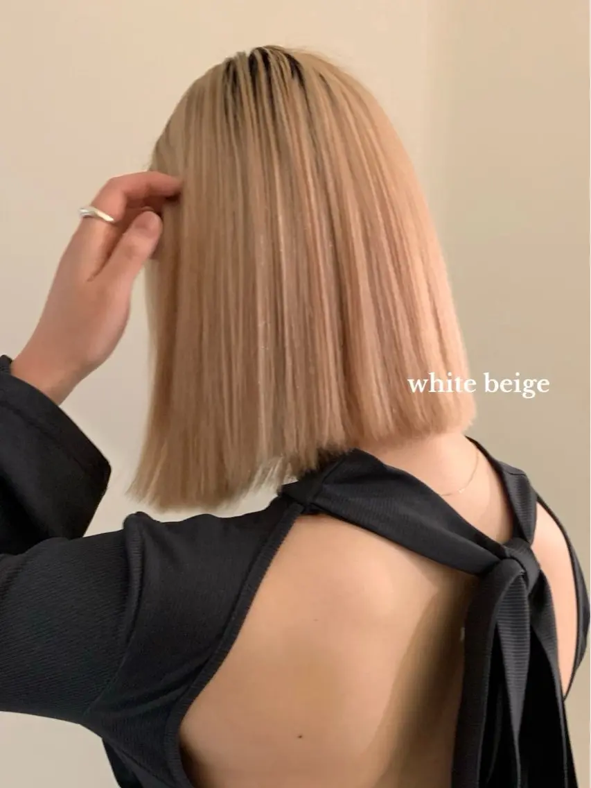 ミディアム カラー ベージュカラー ブリーチ ハイトーンカラー ホワイトベージュ ヘアカラー 落合希 Olivebeigeのヘアスタイル