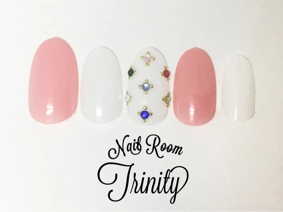 ネイル ハンドネイル Trinity staffのネイルデザイン