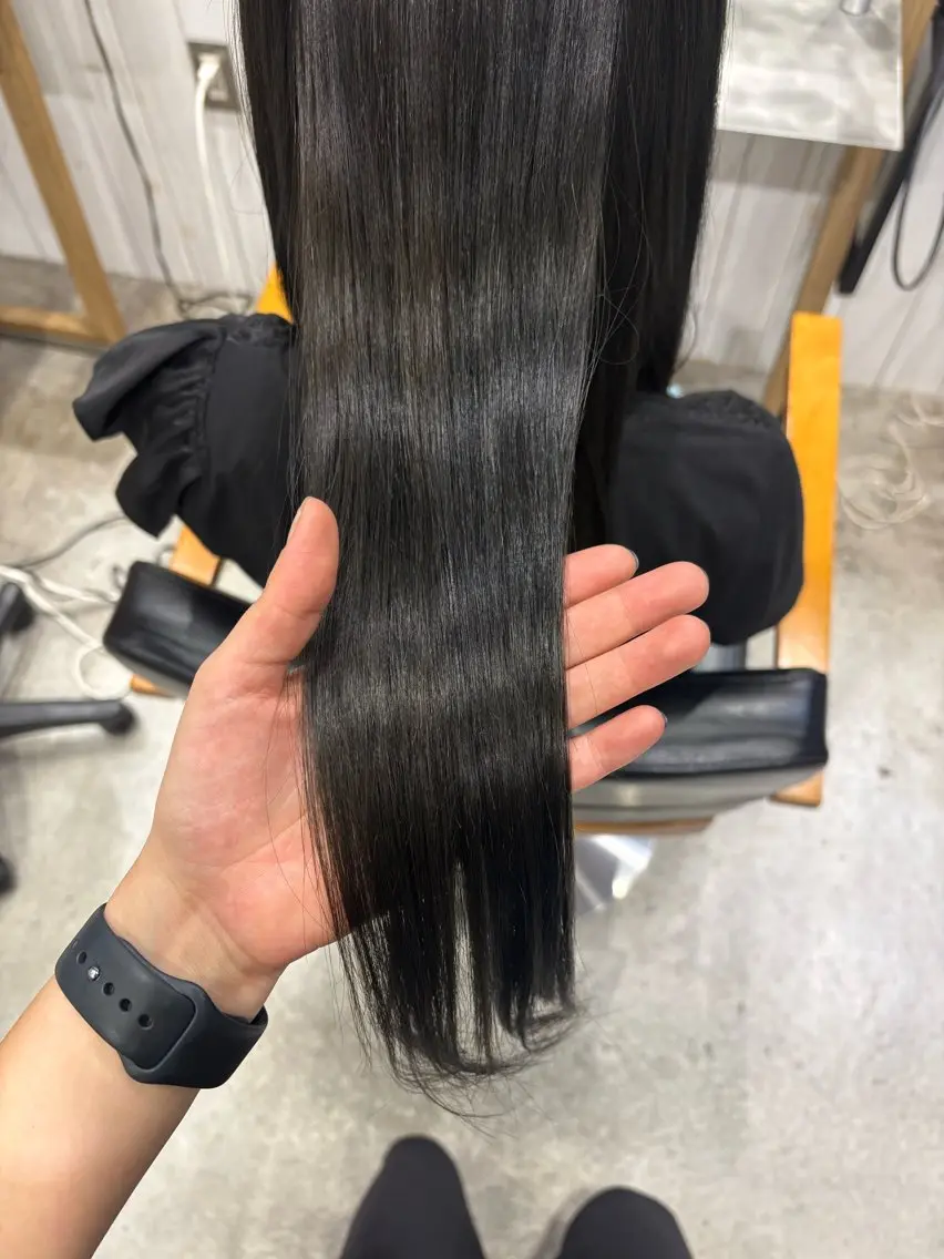 ロング ヘアカラー 髙橋 かなこのヘアスタイル