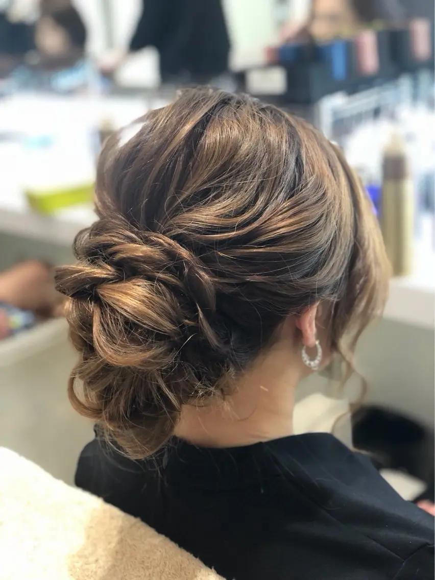 セミロング ヘアアレンジ ヘアセット 🌈髪質改善🌈 過去の1艶サラ体験✨のヘアスタイル
