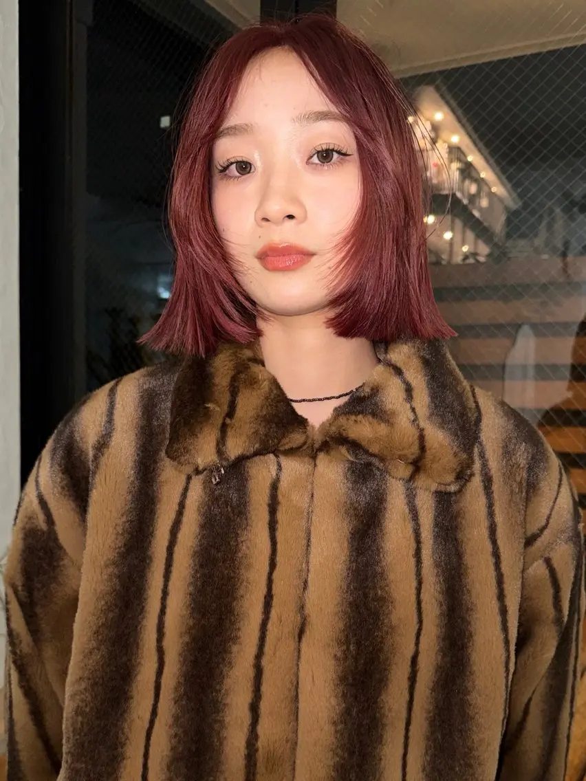 ミディアム ヘアカラー イシイ モエカのヘアスタイル