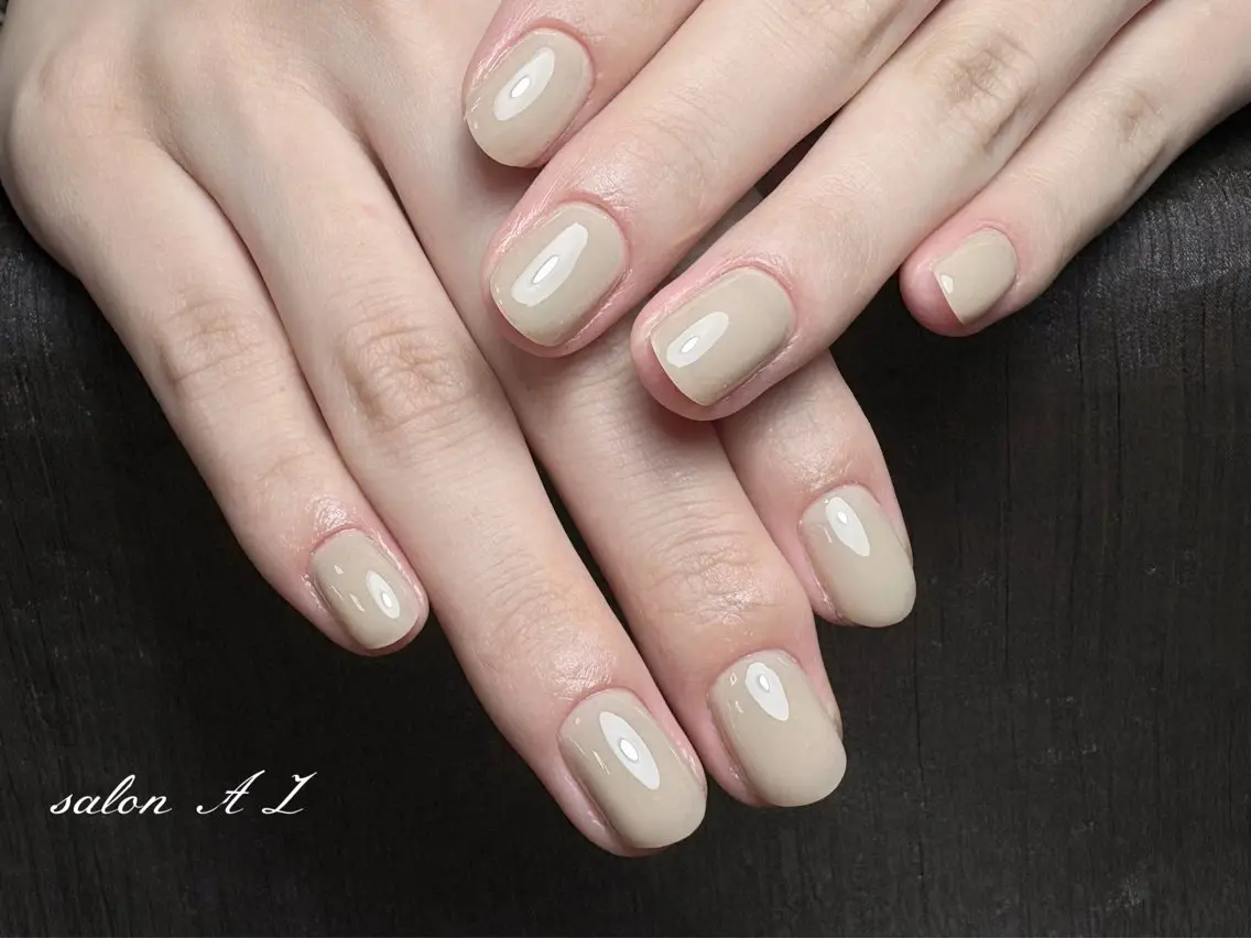 ネイル オフィスネイル salonAZ リリのネイルデザイン