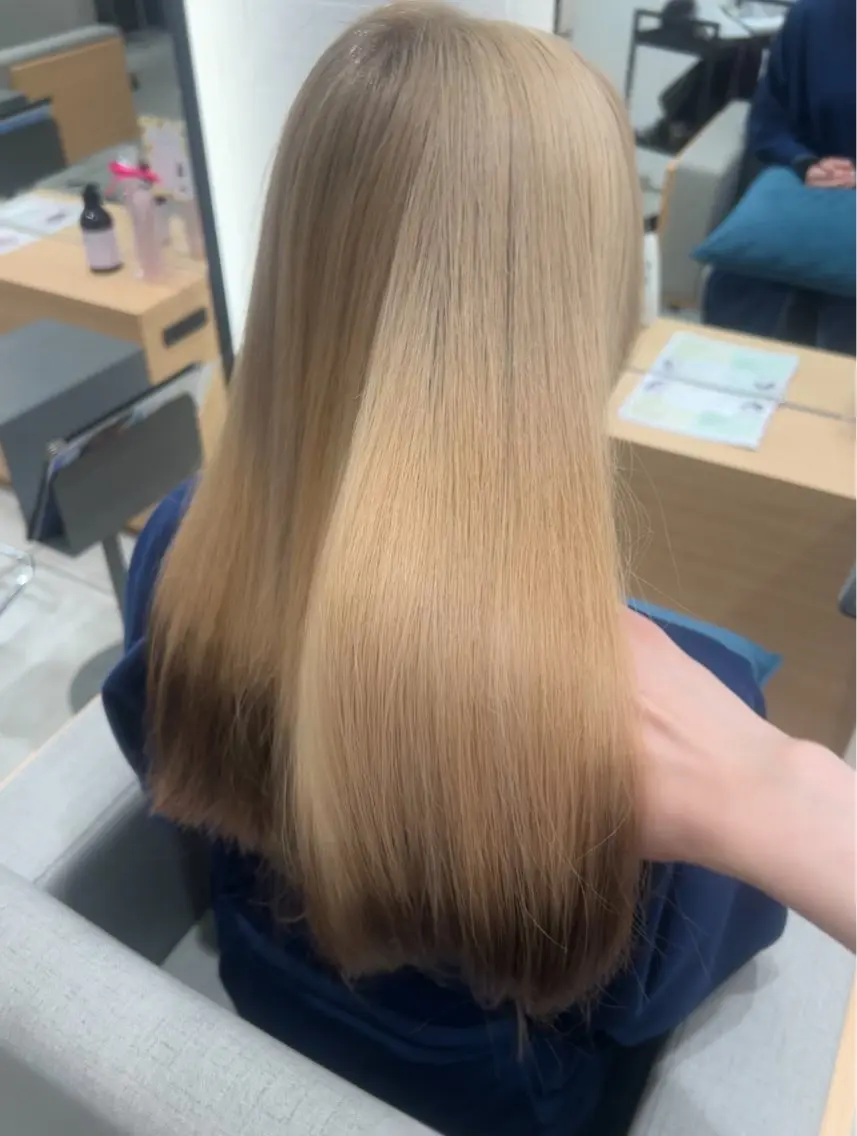 カラー ヘアカラー トリートメント 🤍 momoka🤍のヘアスタイル