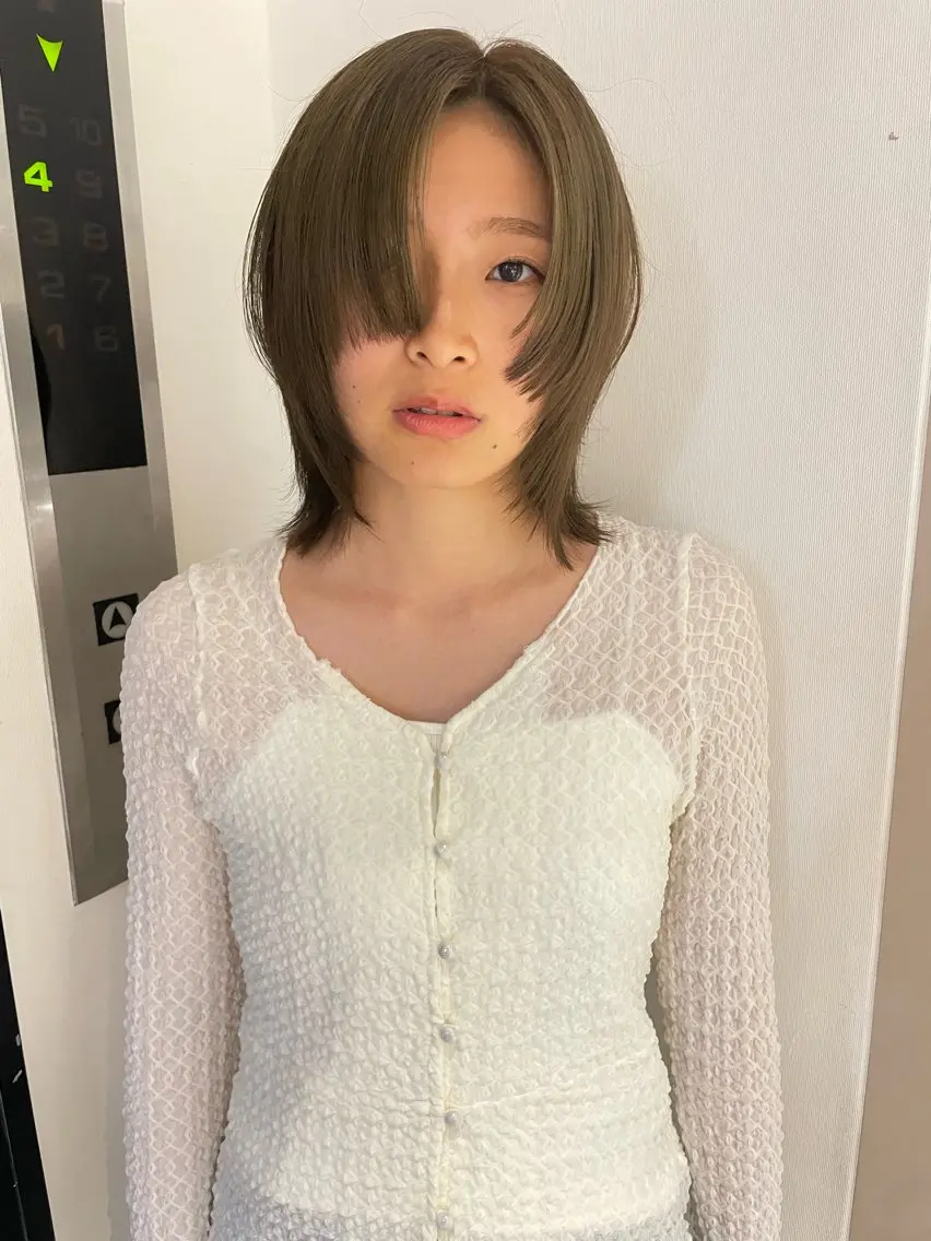 ミディアム 梅田ハイトーンカラー 🎀riseのヘアスタイル