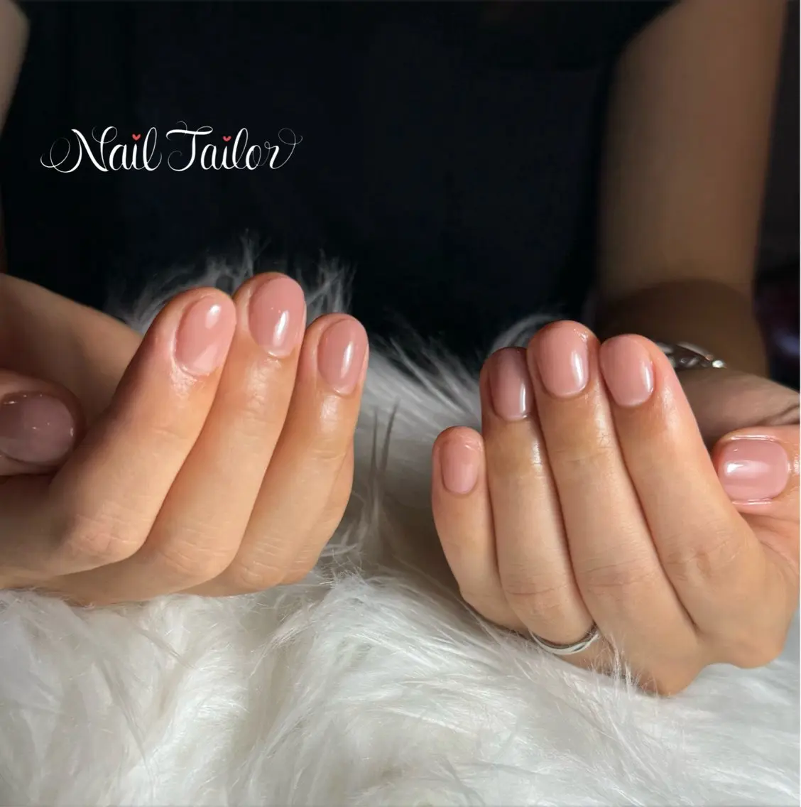 ネイル ジェルネイル ゴールド オフィスネイル ワンカラーネイル シルバー ハンドネイル NailTailor ネイルテイラーのネイルデザイン