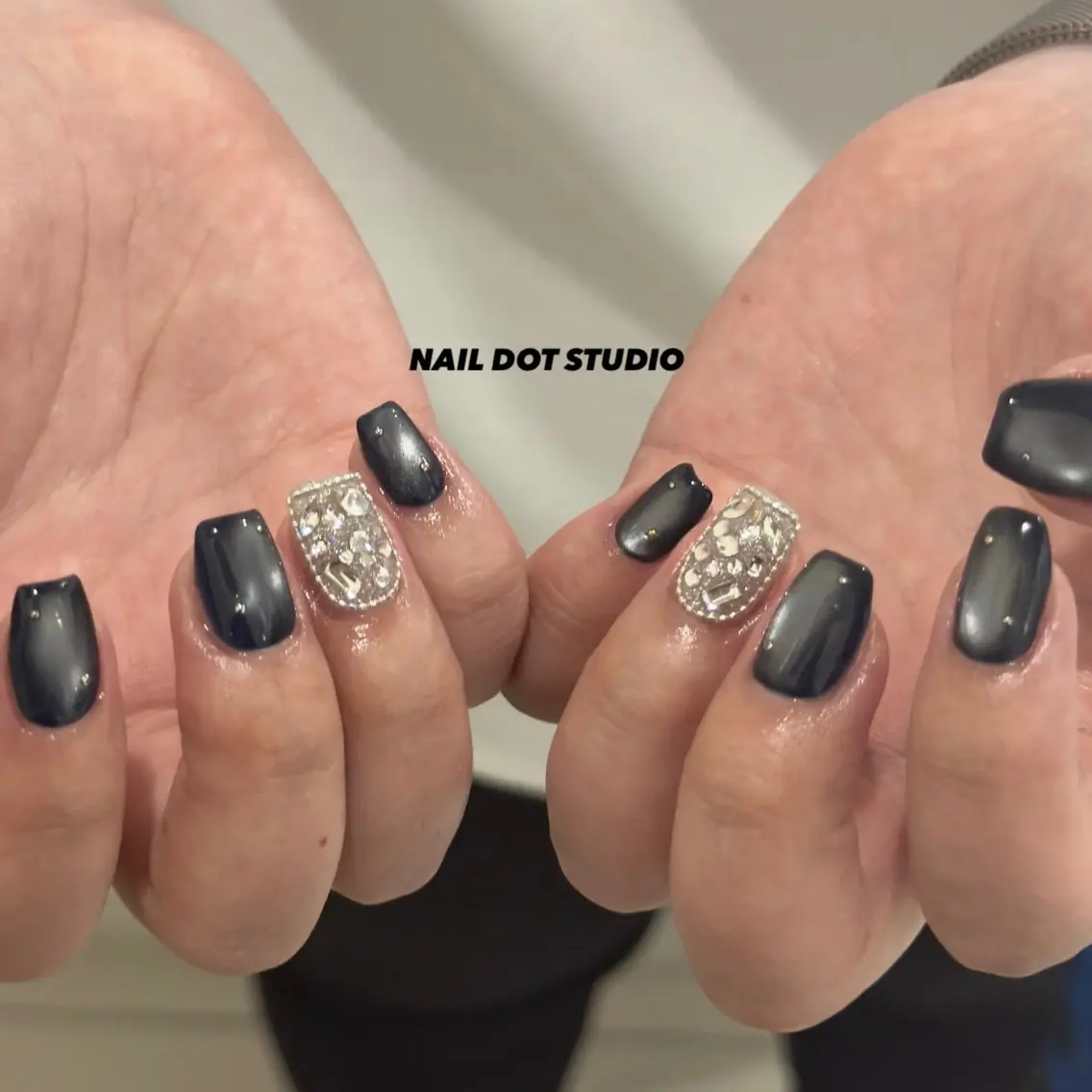 ネイル ハンドネイル NAILDOTSTU DIO SEINAのネイルデザイン