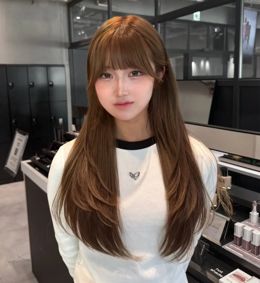 ロング 伸ばしかけ 韓国風ヘア レイヤーカット 奥山 みのりのヘアスタイル