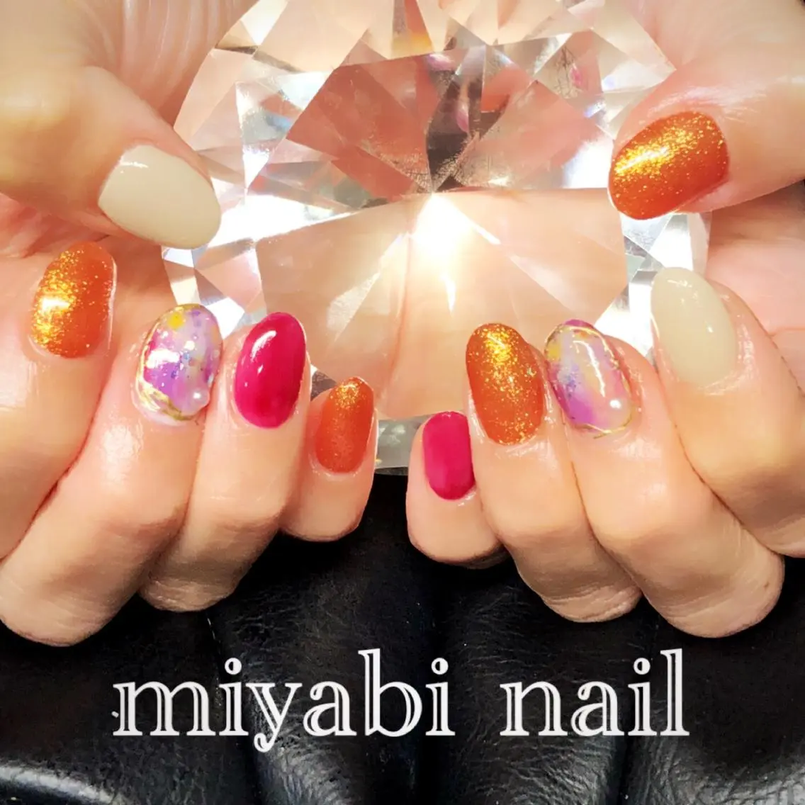 ネイル アートネイル ラメ(グリッター) 持ち込み ニュアンスネイル 赤色 ハンドネイル miyabi nail 桂川駅近くのネイルデザイン