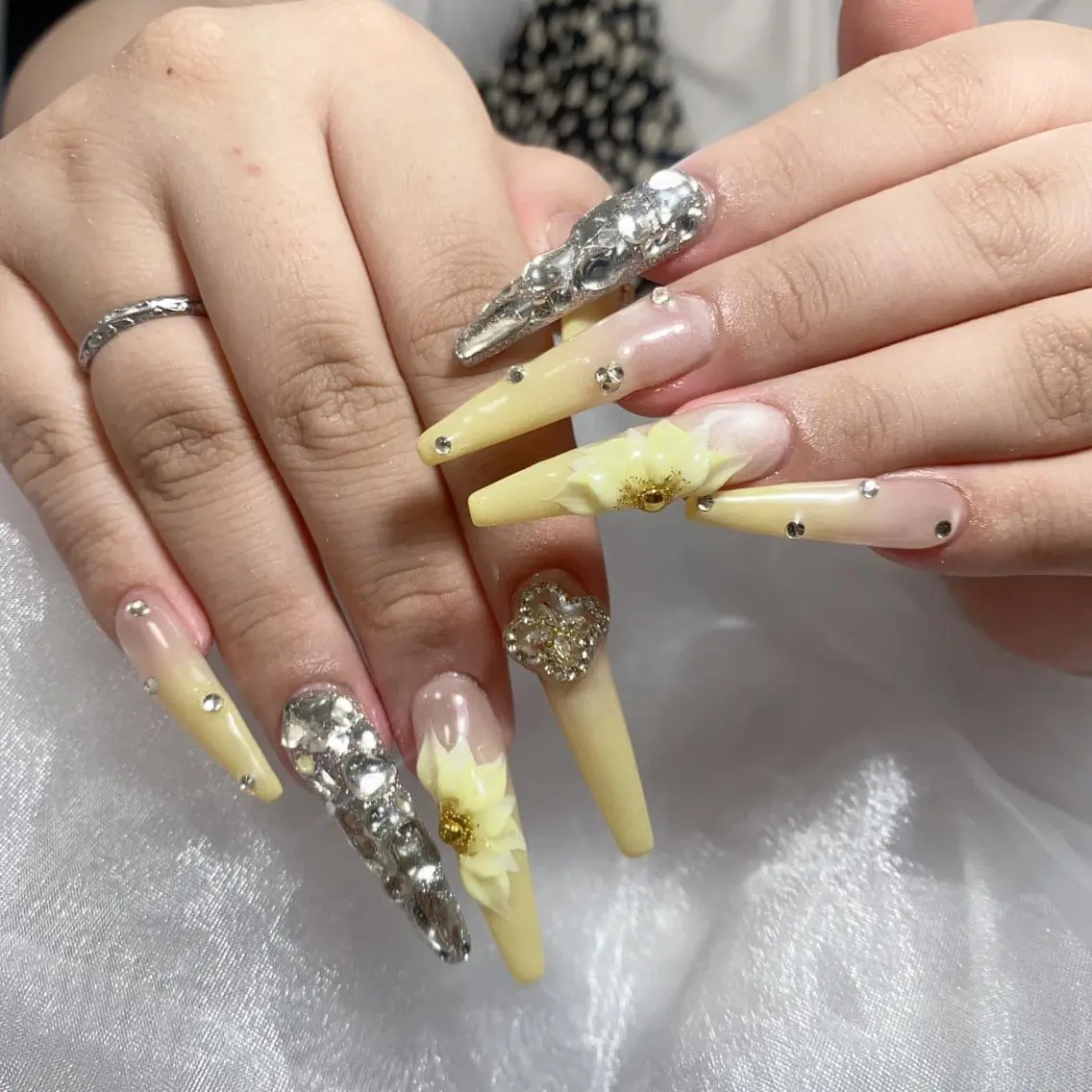 ネイル ハンドネイル DT nailのネイルデザイン