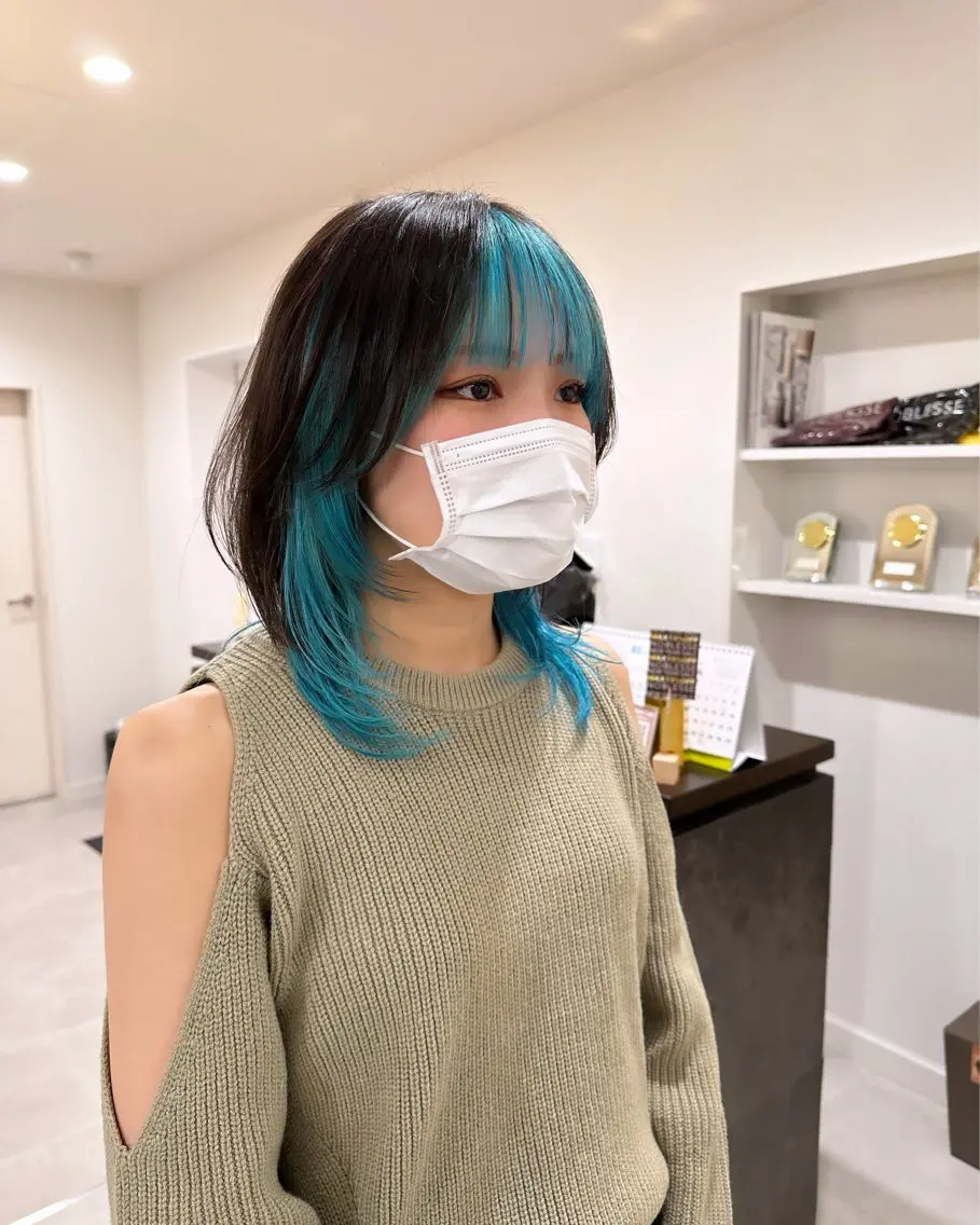 ミディアム レイヤーカット ワンホンレイヤー ヘアカラー トリートメント ショート/レイヤー/ ボブ/安本和史のヘアスタイル