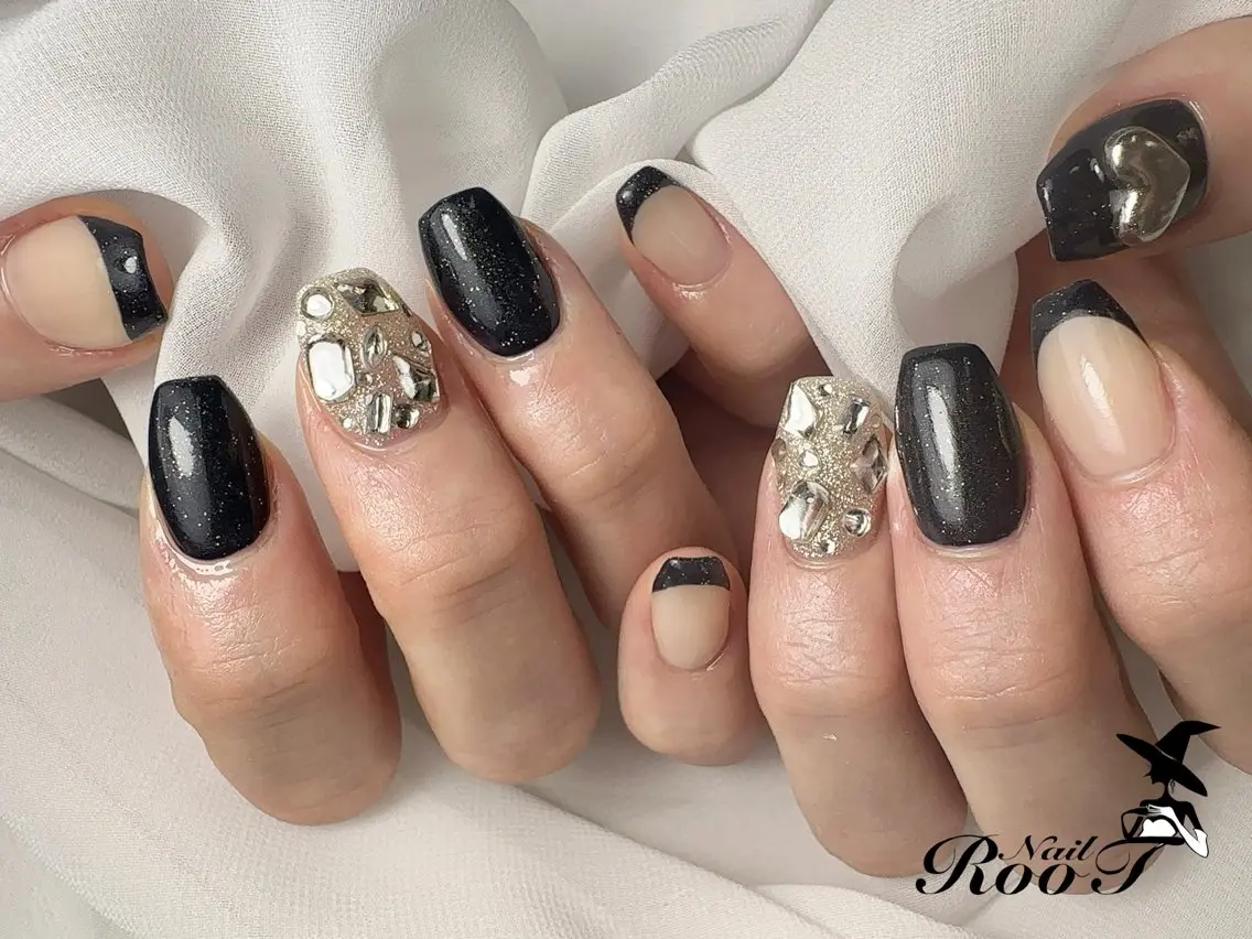 ネイル ブルー フレンチネイル ハンドネイル RooT Nailのネイルデザイン