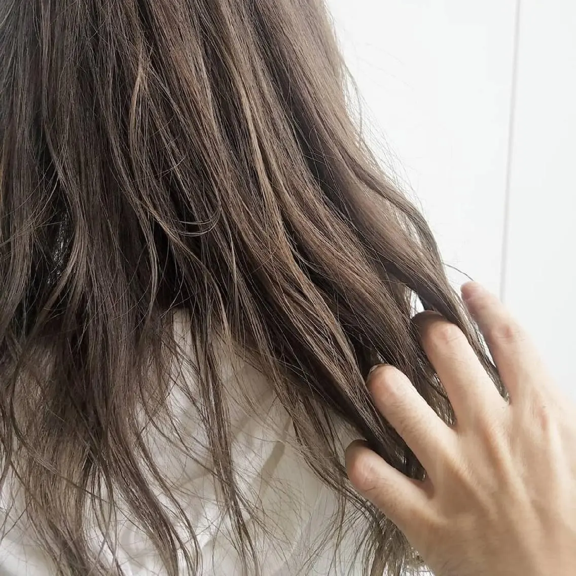 ミディアム カラー ヘアアレンジ パーマ アッシュ ラベンダーカラー ラベンダーアッシュ iplus　眉毛と まつげパーマ専門店のマツエク・マツパデザイン