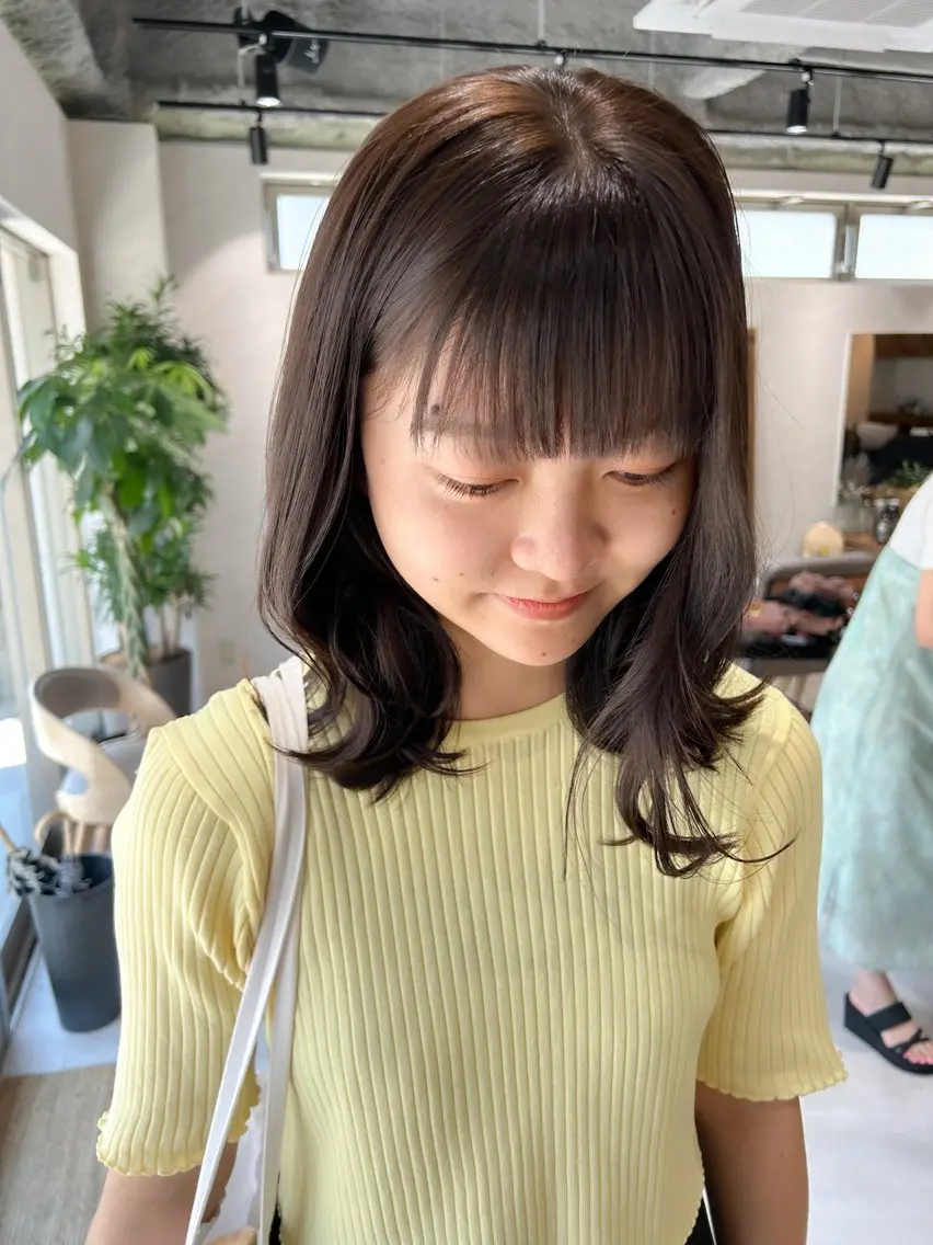 セミロング カラー グレージュ オリーブグレージュ オリーブグレー 🎀レイヤー・艶カラ ー🎀YUMEKAのヘアスタイル