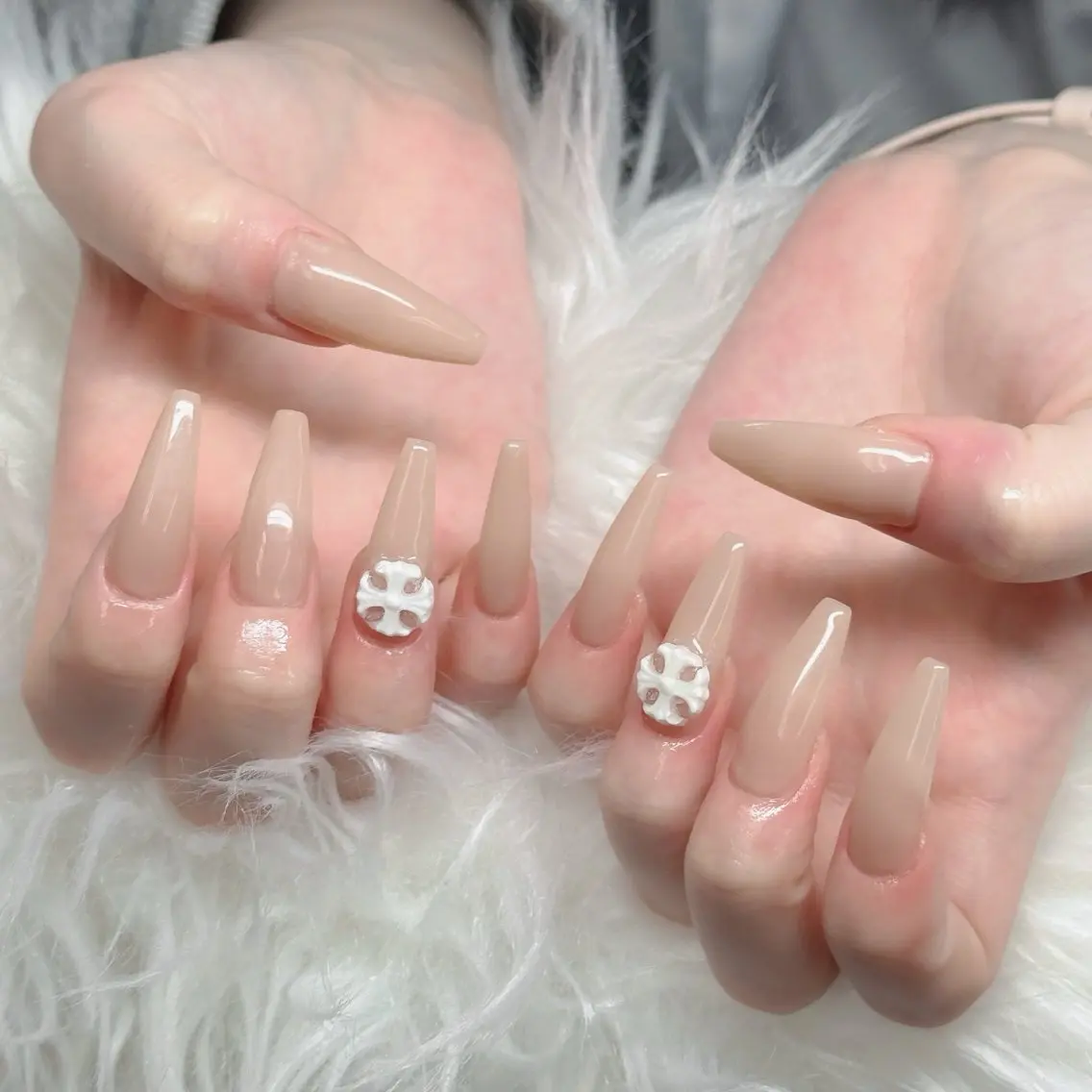 ネイル フットネイル フレンチネイル グラデーション 韓国ネイル ロングネイル ハンドネイル Hani Nail Salonのネイルデザイン