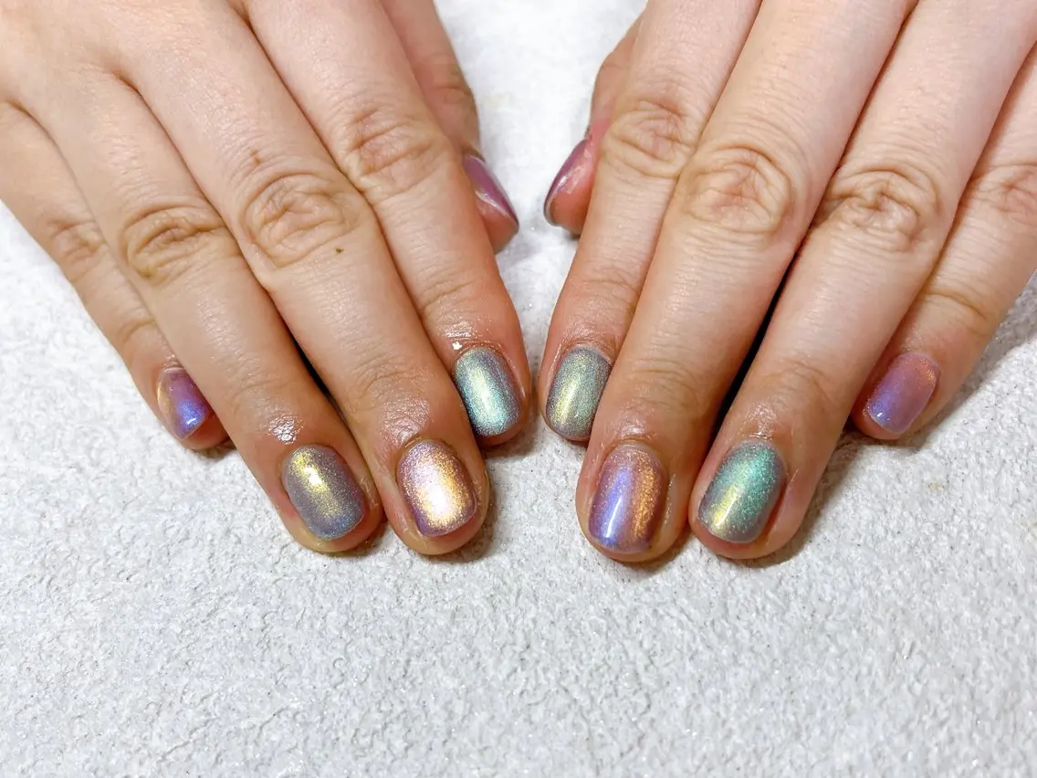 ネイル オーロラネイル フットネイル フレンチネイル ジェルネイル 韓国ネイル ハンドネイル mogunail &blowのネイルデザイン