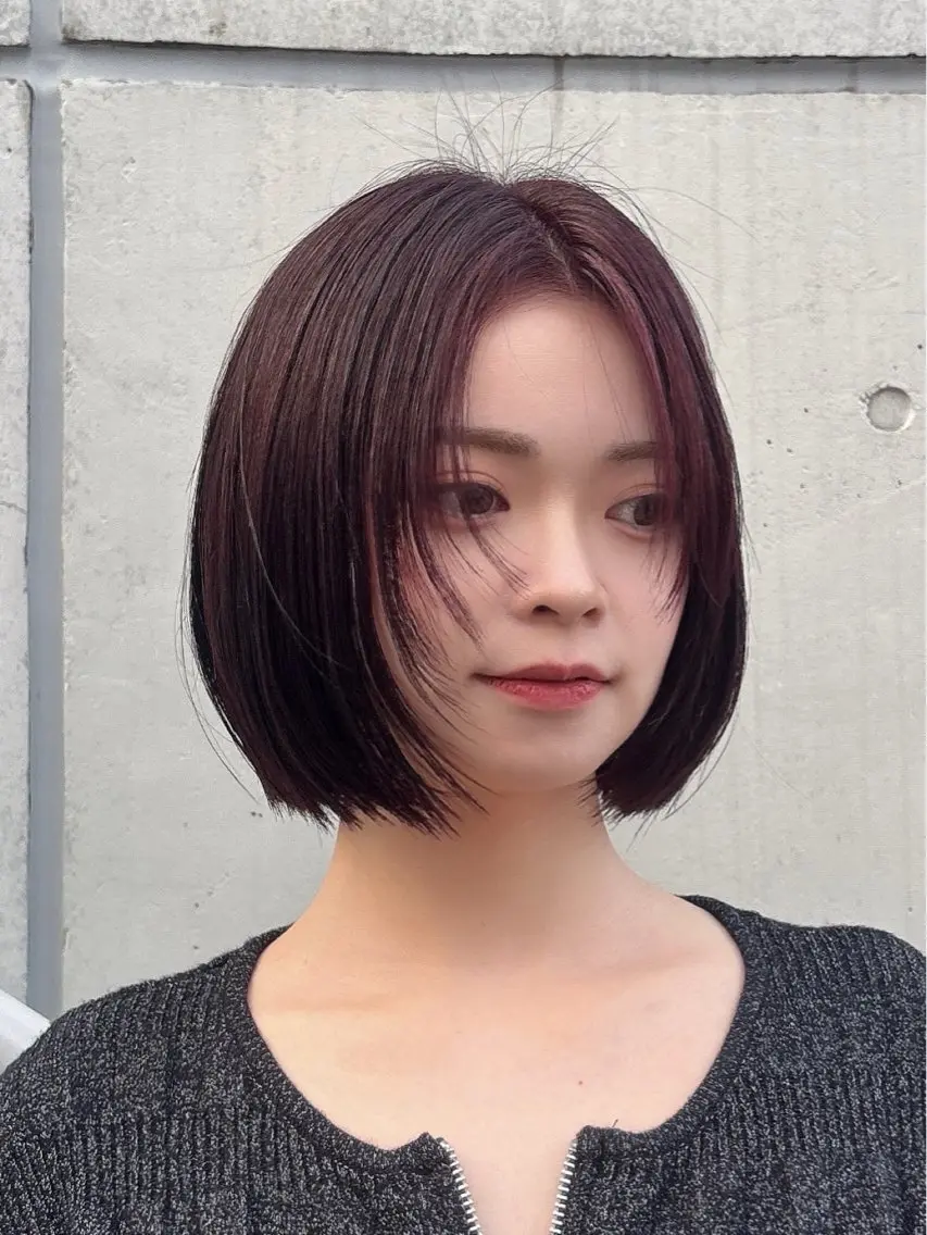 ショート ボブ 顔まわりレイヤー レイヤーカット カット ヘアカラー STAYGOLD⭐️ NANAMIのヘアスタイル