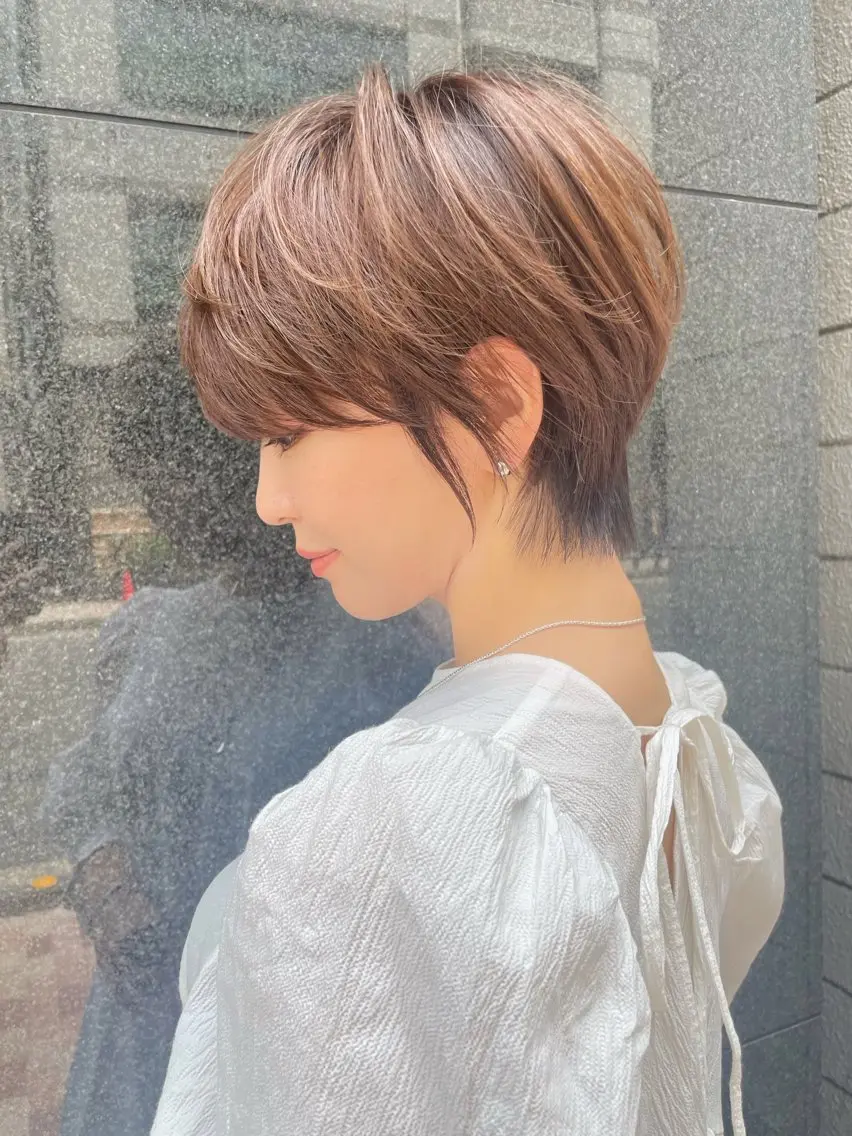 ショート カラー ブリーチ ダブルカラー ショートヘア カット ヘアカラー トリートメント 🫧ショート/ボブ 池袋西口・泡渕✂️のヘアスタイル