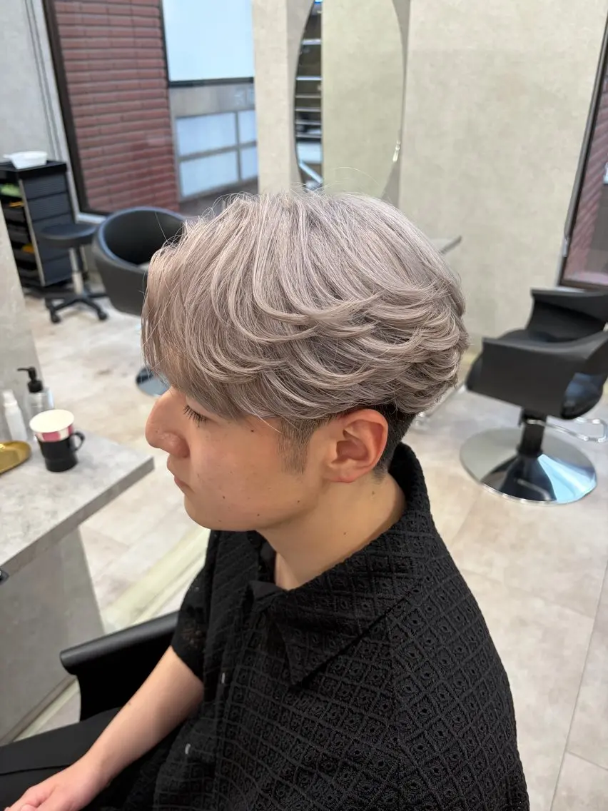 カラー メンズ ヘアカラー 松本 心優のヘアスタイル