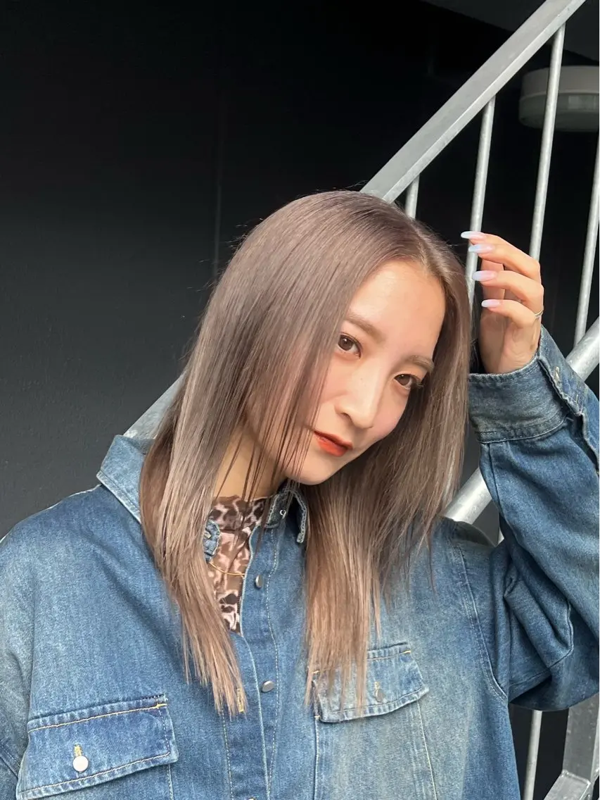 ロング カラー カット ヘアカラー トリートメント 赤みゼロ/透明感 カラー🔅KANTAのヘアスタイル