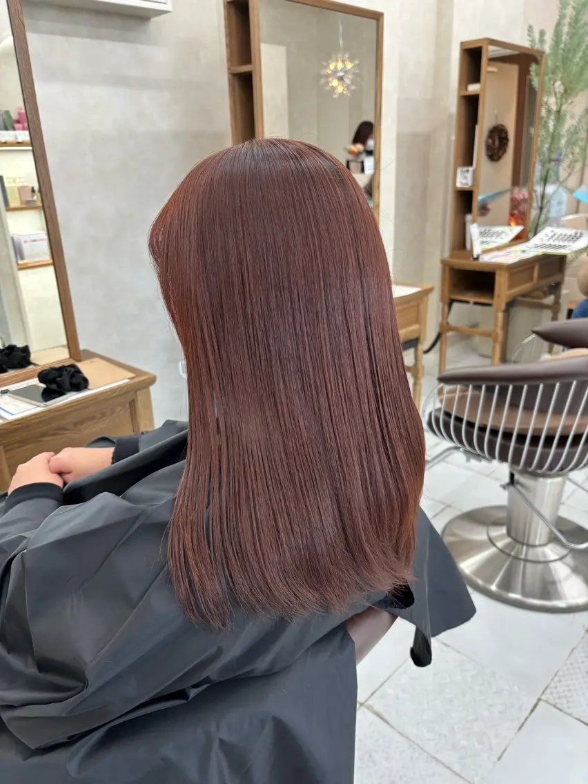 セミロング カラー ブリーチ ブリーチなしカラー レッドカラー ブリーチなしカラー/ 暖色カラー/艶カラーのヘアスタイル